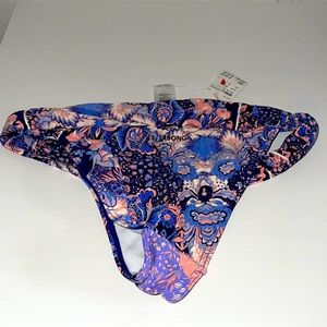 Bnwt billabong swim bottoms